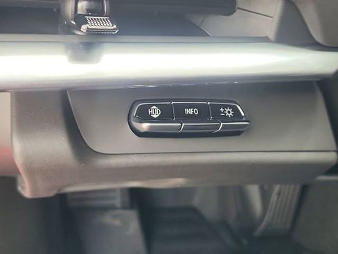 Used 2025 Chevrolet Corvette Z06 RWD image 18