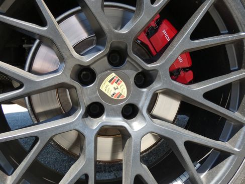 Used 2017 Porsche Macan GTS image 21