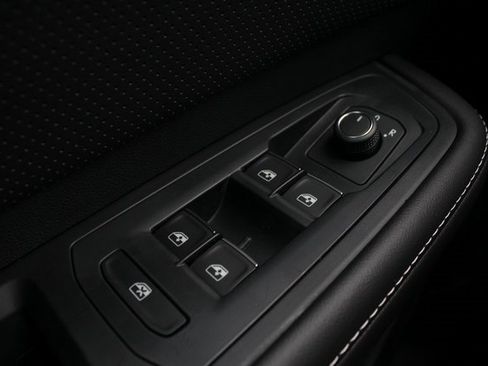 New 2025 Volkswagen Atlas Cross Sport SEL R-Line image 19