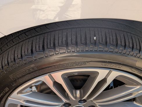 Used 2025 Land Rover Range Rover Sport Dynamic SE image 11