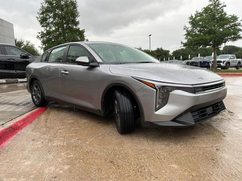 Used 2025 Kia K4 FWD image 4