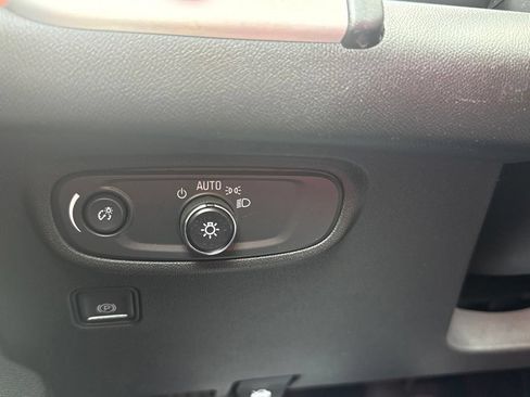 Used 2022 GMC Terrain SLE AWD/4WD image 21