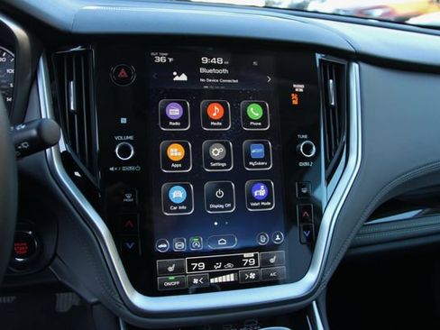 Certified 2025 Subaru Outback Onyx Edition image 24