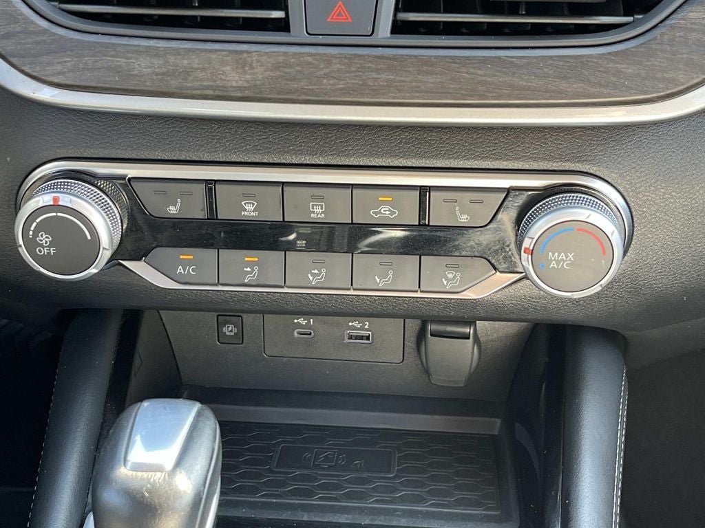 Used 2024 Nissan Altima 2.5 SV w/ SV Premium Package FWD image 13