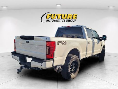 Used 2022 Ford F250 Lariat w/ Black Appearance Package AWD/4WD image 3