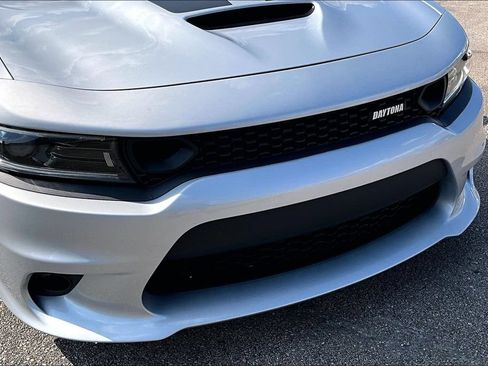 Used 2022 Dodge Charger Scat Pack w/ Daytona Edition Group RWD image 27