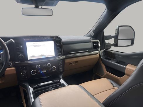 Used 2024 Ford F350 Lariat w/ Lariat Ultimate Package image 24