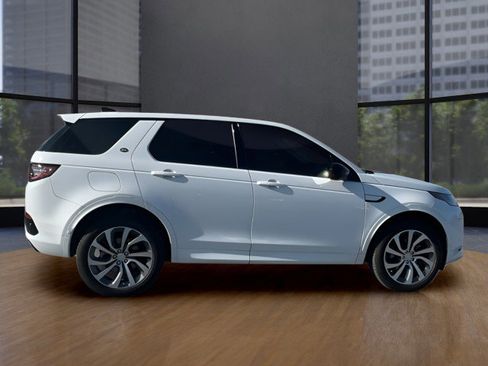 Used 2025 Land Rover Discovery Sport S image 9