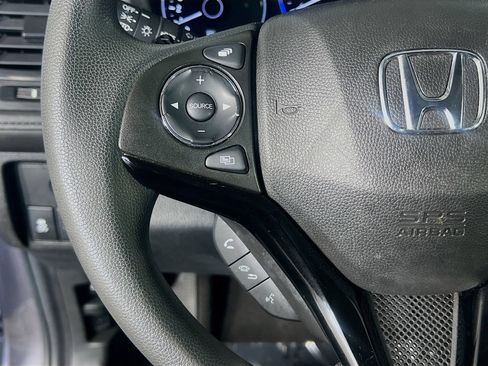 Used 2017 Honda HR-V EX image 17