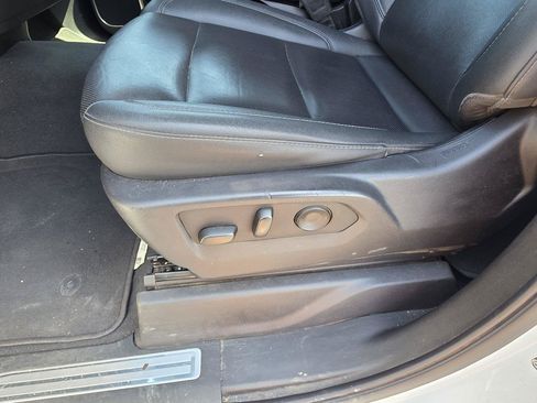 Used 2025 GMC Sierra 1500 SLT RWD image 22