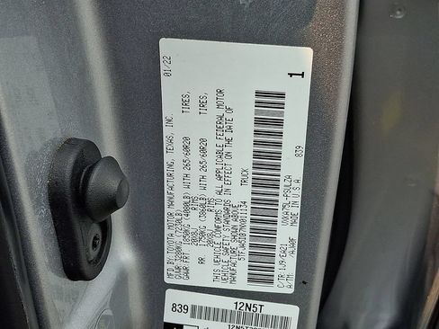 Used 2022 Toyota Tundra Limited AWD/4WD image 33