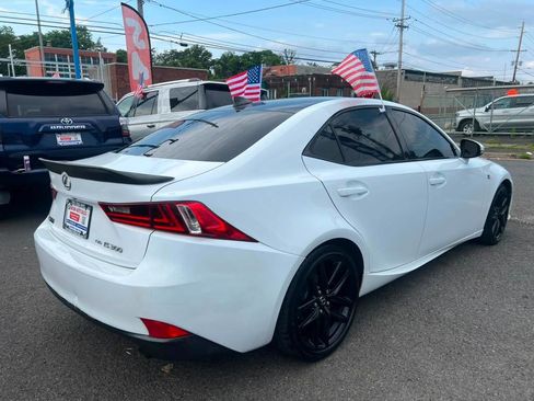 Used 2016 Lexus IS 300 AWD image 11