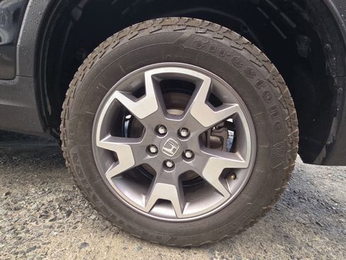 Used 2023 Honda Passport TrailSport image 10