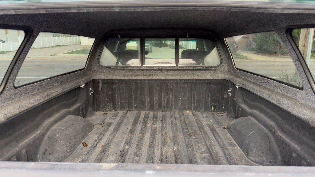 Used 2001 Toyota Tundra Limited w/ Off-Road Pkg AWD/4WD image 7