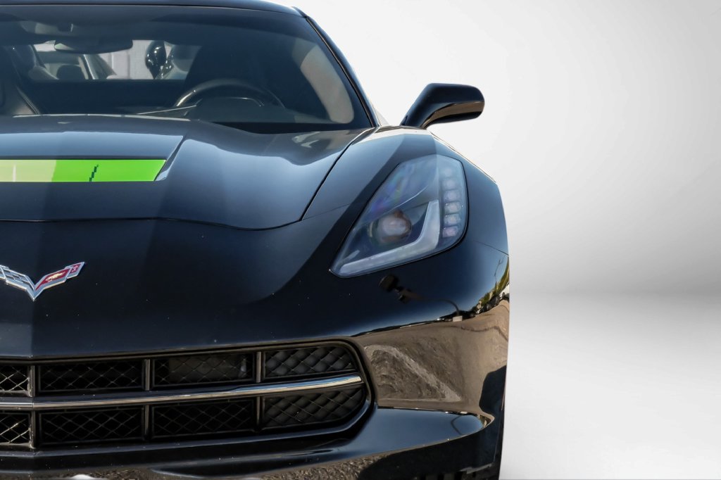 Used 2019 Chevrolet Corvette Stingray Coupe w/ 1LT RWD image 38