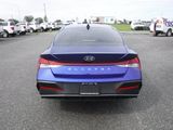 Used 2024 Hyundai Elantra SEL image 5