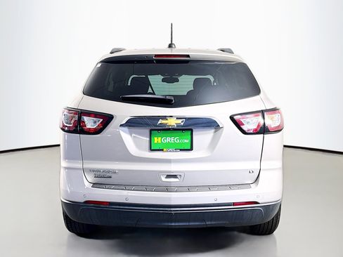 Used 2017 Chevrolet Traverse LT FWD image 8