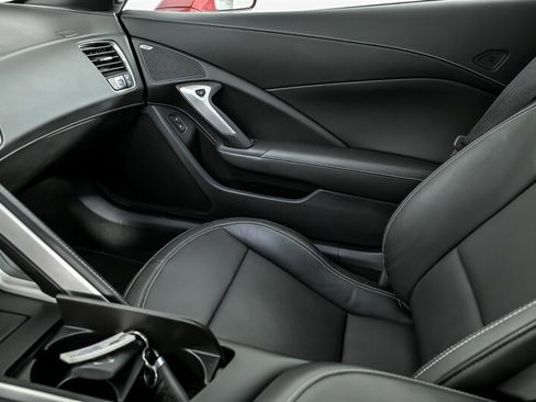 Used 2015 Chevrolet Corvette Z06 w/ 2LZ Preferred Equipment Group image 35