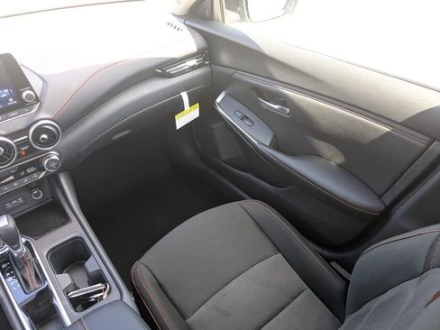 New 2025 Nissan Sentra SR image 16