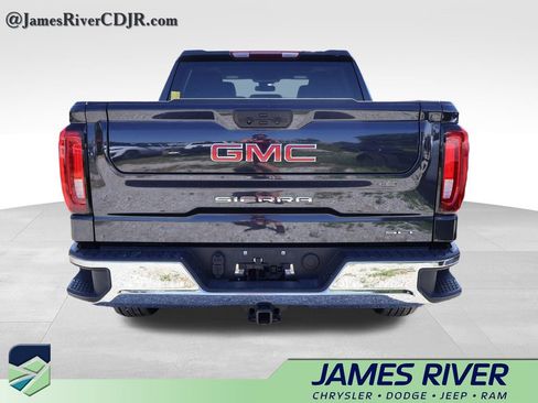 Used 2025 GMC Sierra 1500 SLT AWD/4WD image 16