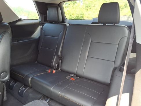 Used 2019 Chevrolet Traverse LT AWD/4WD image 14