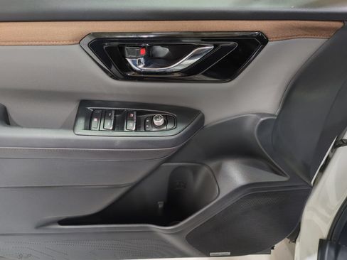 Certified 2025 Subaru Forester Sport AWD/4WD image 17