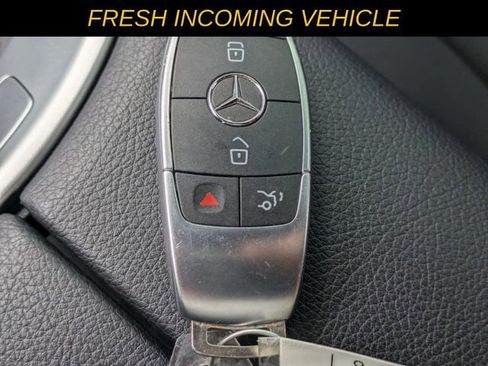 Used 2022 Mercedes-Benz GLC 300 image 25