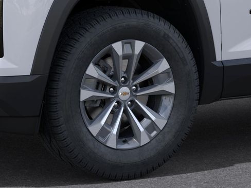 New 2026 Chevrolet Equinox LT w/ Safety and Technology Package FWD image 9