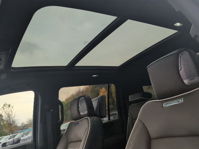 Used 2026 GMC Yukon XL Denali Ultimate w/ LPO, Floor Liner Package AWD/4WD image 17