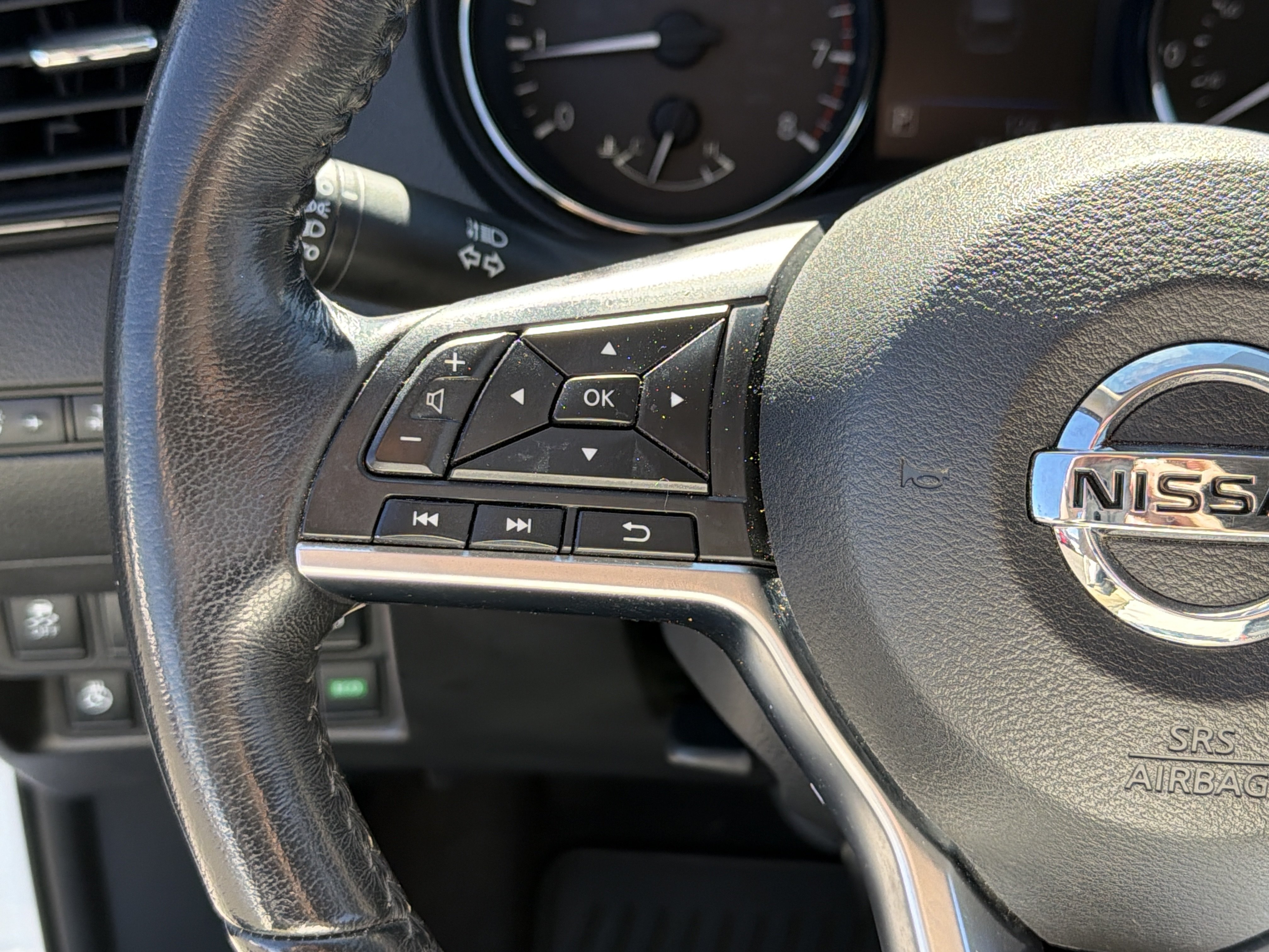 Used 2019 Nissan Rogue SV w/ Premium Package AWD/4WD image 23