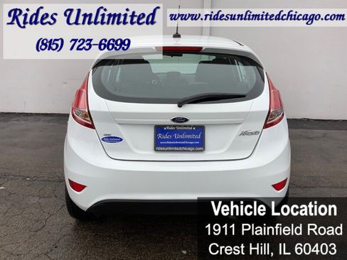 Used 2014 Ford Fiesta SE w/ Equipment Group 201A image 5
