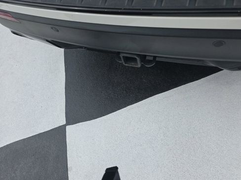 Used 2022 Ford Explorer ST-Line w/ Class IV Trailer Tow Package image 16