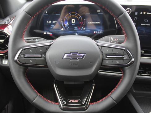 New 2026 Chevrolet Equinox RS FWD image 12