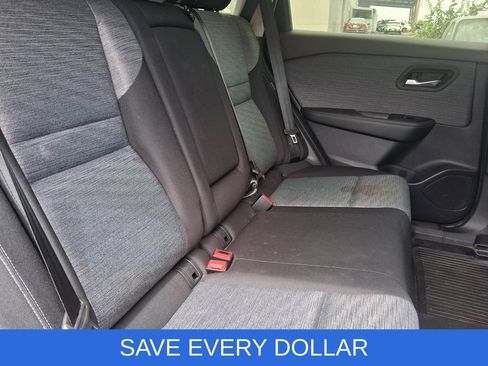 Used 2023 Nissan Rogue SV FWD image 16