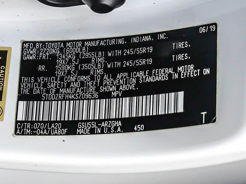 Used 2019 Toyota Highlander Limited image 24