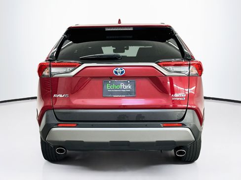 Used 2019 Toyota RAV4 Limited AWD/4WD image 7