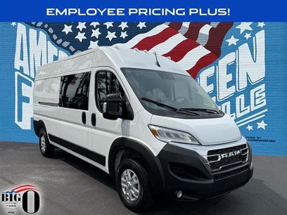 New 2025 RAM ProMaster 2500 w/ Quick Order Package 22G SLT