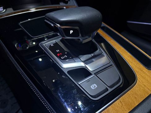 Used 2023 Audi Q5 2.0T Premium Plus image 17