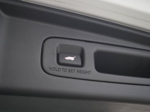 Used 2025 Honda CR-V Sport-L image 11