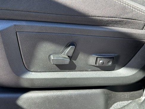 Used 2025 RAM 2500 Big Horn image 14