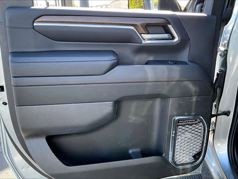 Certified 2024 Chevrolet Silverado 2500 High Country w/ High Country Premium Package image 12