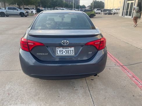 Used 2019 Toyota Corolla SE FWD image 3