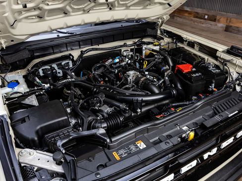 Used 2026 Ford Bronco Outer Banks image 41