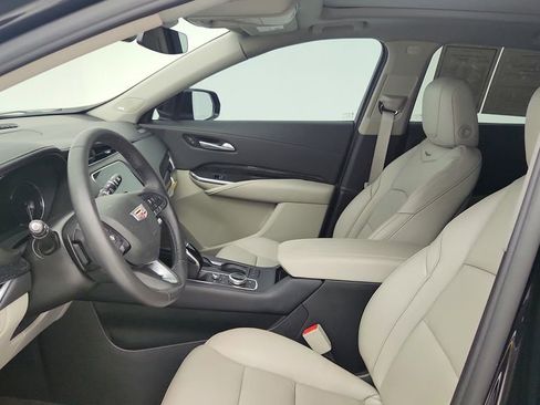 Certified 2023 Cadillac XT4 Premium Luxury w/ Cold Weather Package image 15