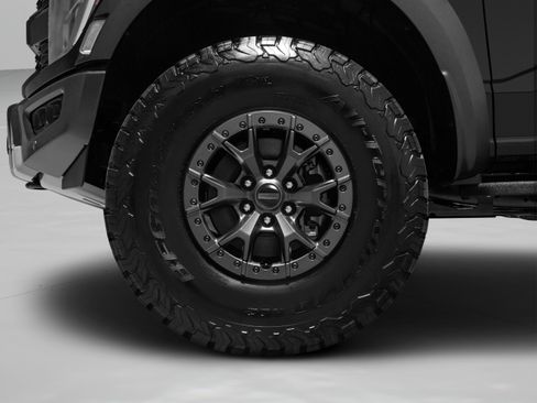 Used 2022 Ford F150 Raptor w/ Equipment Group 801A High AWD/4WD image 47
