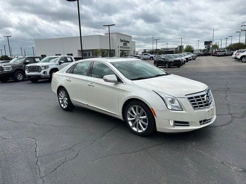 Used 2013 Cadillac XTS Luxury w/ Driver Awareness Package image 4