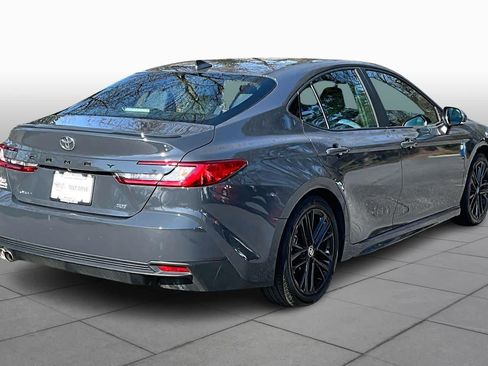 Used 2025 Toyota Camry SE FWD image 12