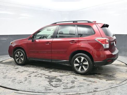 Used 2018 Subaru Forester 2.5i Premium image 4