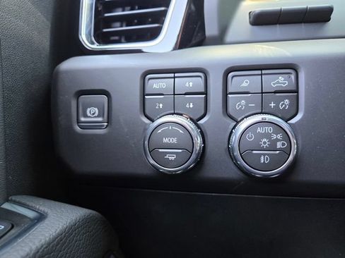 New 2026 GMC Sierra 1500 Denali AWD/4WD image 11