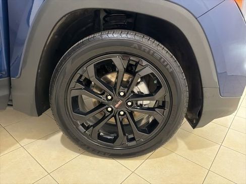 Used 2022 GMC Terrain SLE w/ Driver Convenience Package image 28